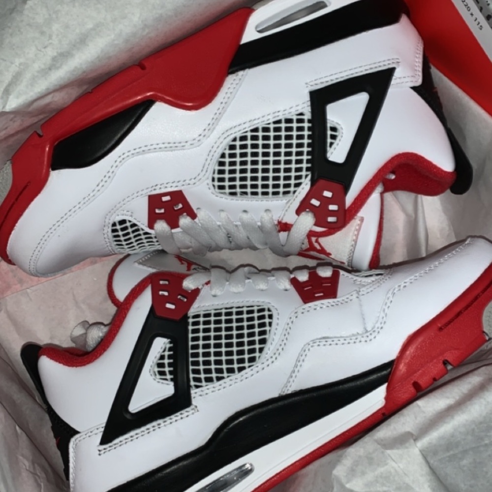 Fire Red Air Jordan Retro 4 (GS)